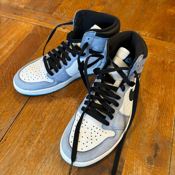 Nike Air Jordan 1 High OG University Blue - Picture 10 of 11